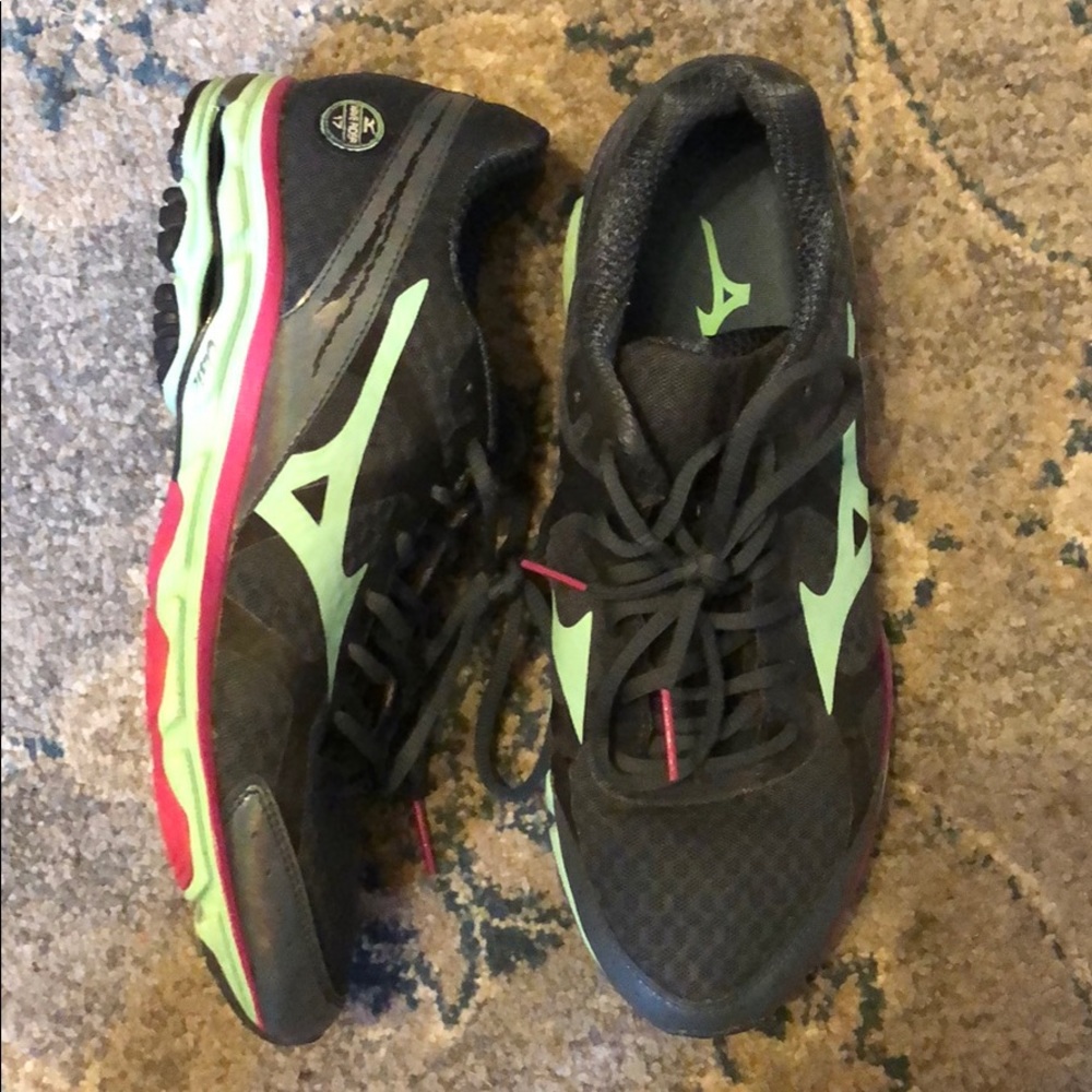 Mizuno Wave Rider 17